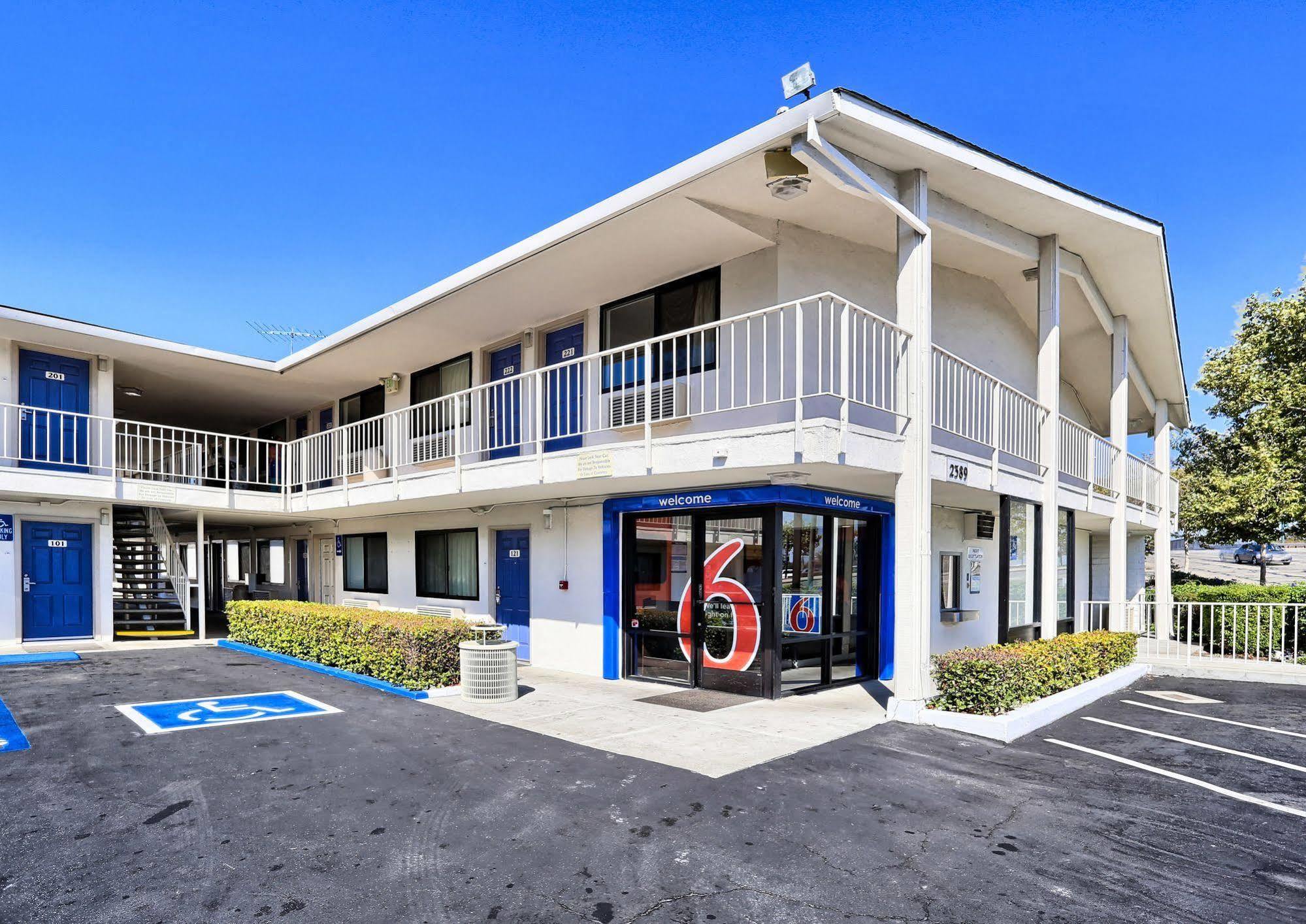 Park Inn By Radisson Walnut Creek Exterior foto